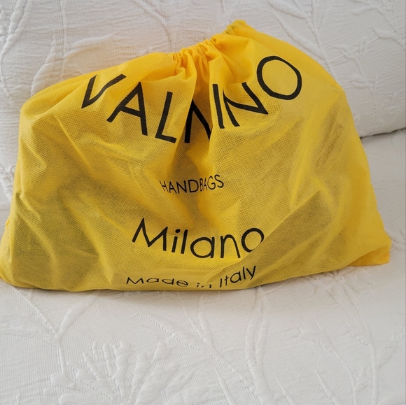 Valentino Elsa Crossbody Bag - Picture 6 of 6